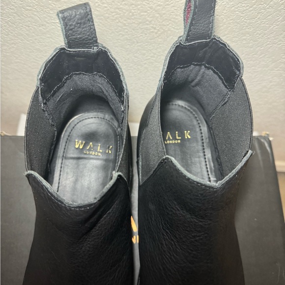 Walk London Black Leather Chelsea Boots Men’s US size 11 - Picture 7 of 8